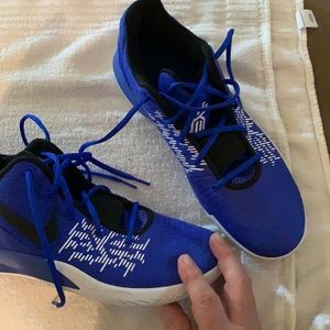 COPY - Nike worn once